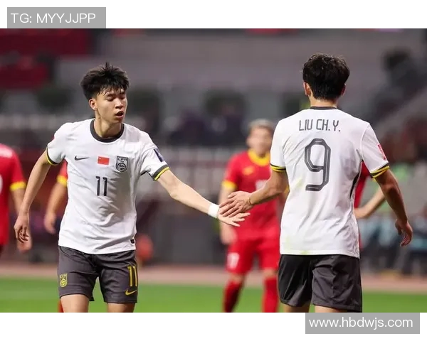 中国足球史上最差球星的尴尬表现与失败之路揭秘